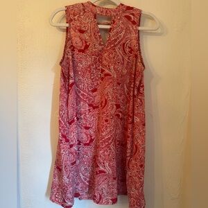 Sleeveless red dress